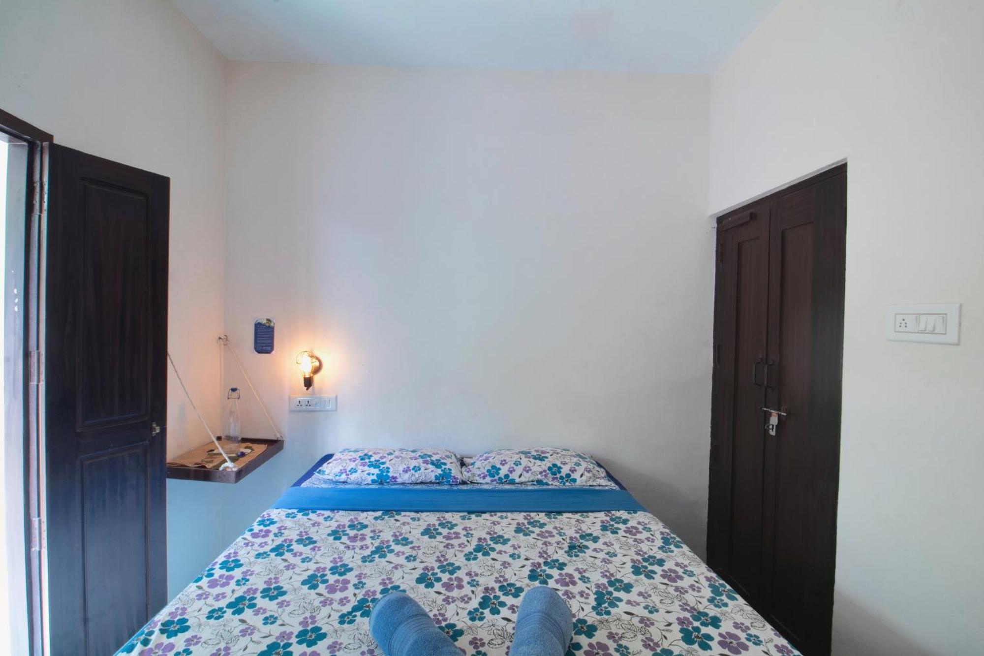 Hostel Calaila Варкала Экстерьер фото